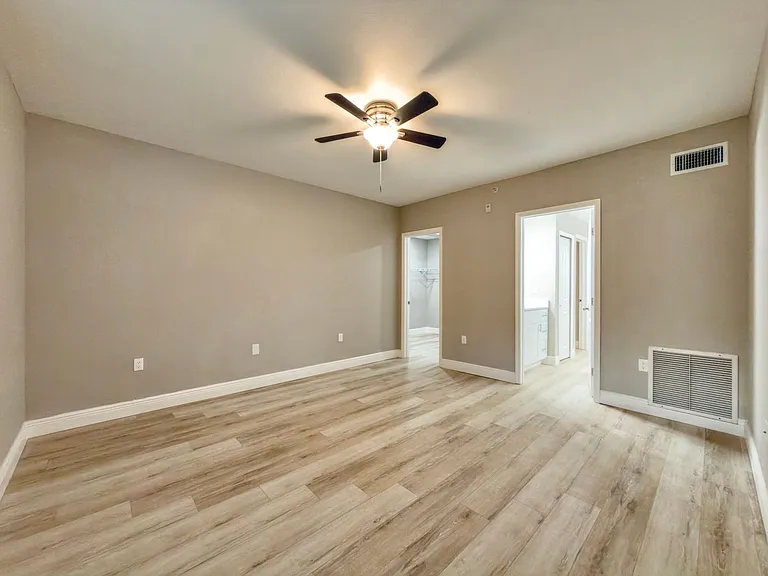 North Pointe Place — Photo 31