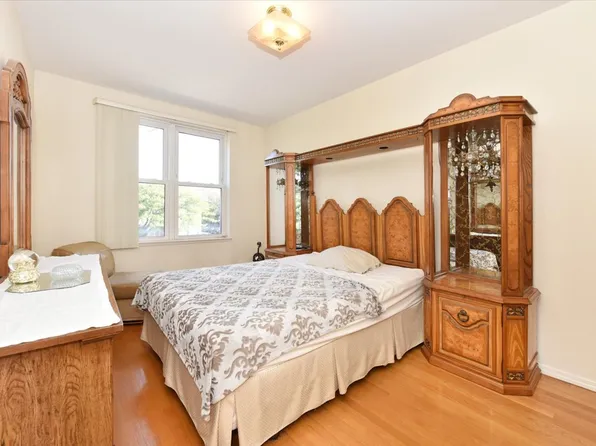 33-16 24th Avenue image 21 of 41