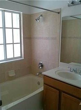 4th image of 13904 SW 279th Ln #13904