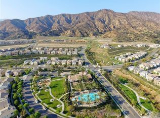 753 E Lemon Swirl Dr, Azusa, CA 91702