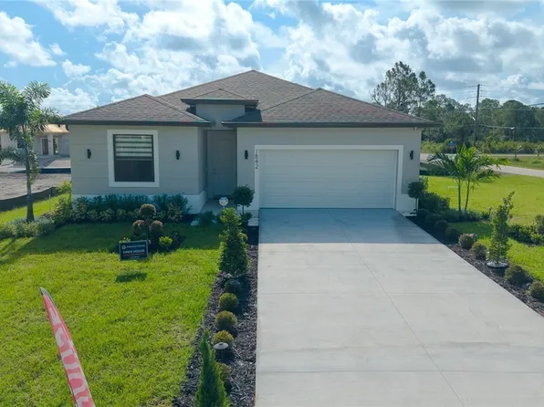 1842 Tuxford Ave, Lehigh Acres, FL 33972