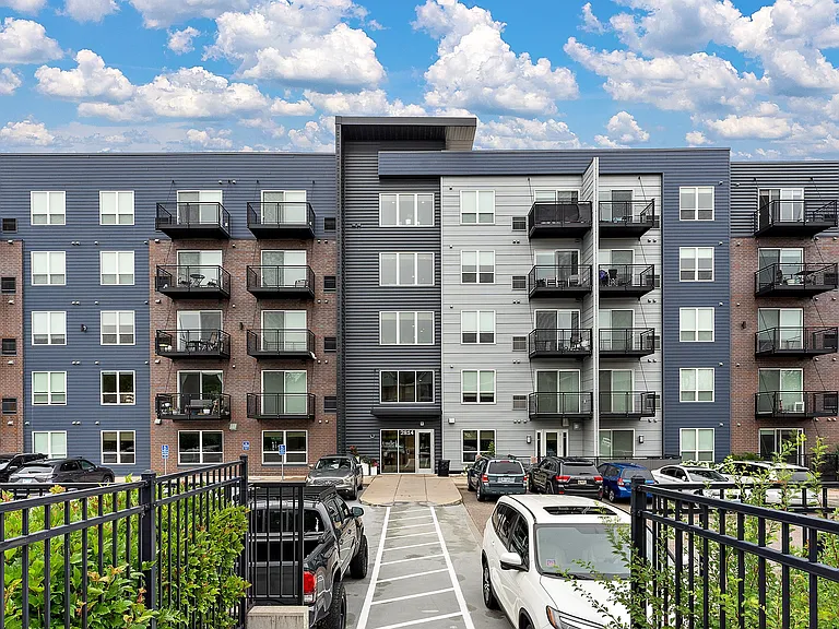 Altitude Residences — Photo 59