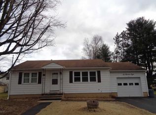 608 Avenue O, Matamoras, PA 18336