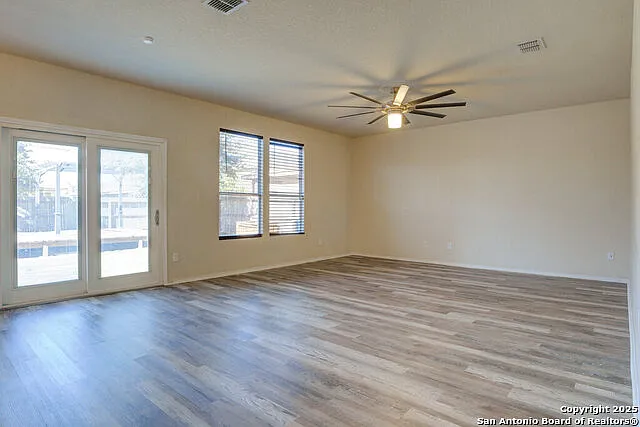 8907 Preserve Trl — Photo 13
