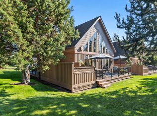 8598 Red Wing Ln, Redmond, OR 97756