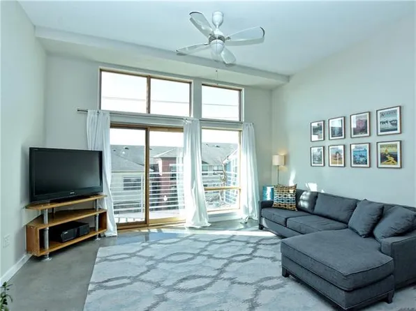 2124 E 6th St Unit 316, Austin, TX 78702