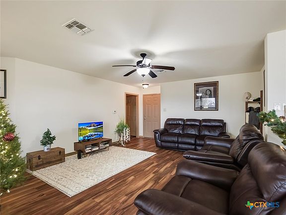 5th image of 2030 Yellow Rose Way