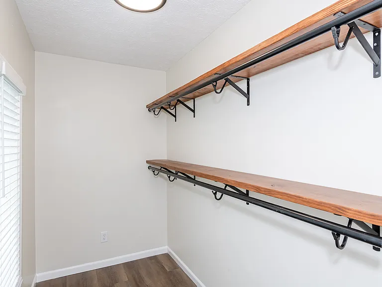 1801 Turnbull Rd — Photo 31