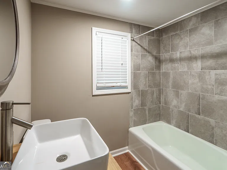 233 Alcovy St — Photo 10