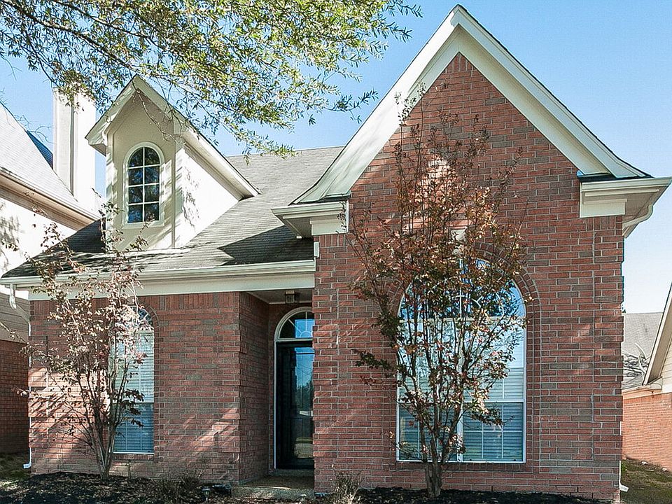 1st image of 596 N Ericson Rd