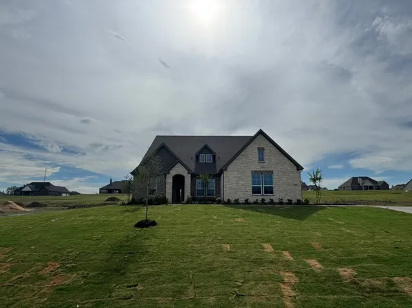 707 Water Side Dr, Van Alstyne, TX 75495