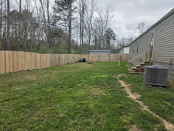 3rd image of 421 Old Barbourville Rd W