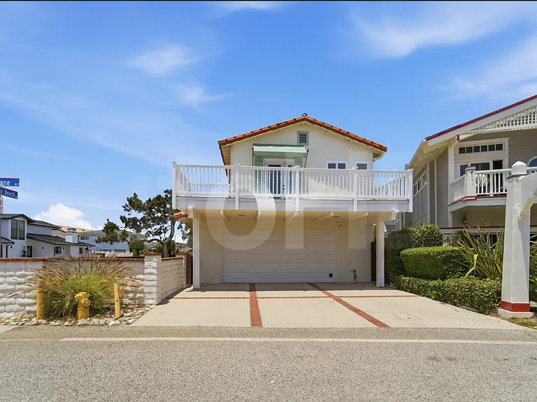 1220 Mandalay Beach Rd — Photo 5