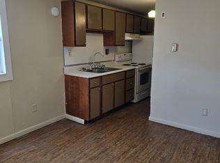 822 Thurlby Rd #B, Kingston, IL 60145