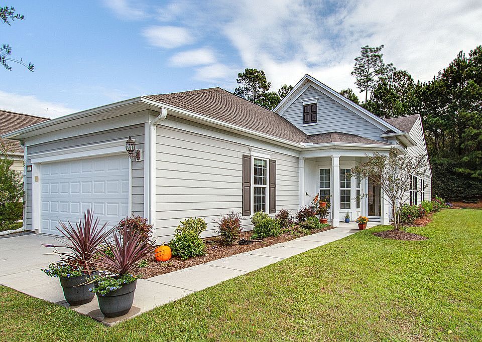 Picture Perfect Inside & Out