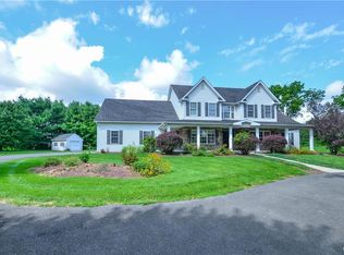 3190 Silvercrest Rd, Nazareth, PA 18064