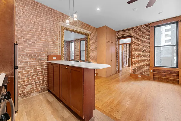 Rented by REAL New York | media 12