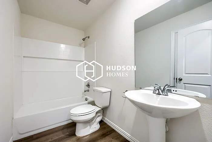140 Loon Bay Dr — Photo 14