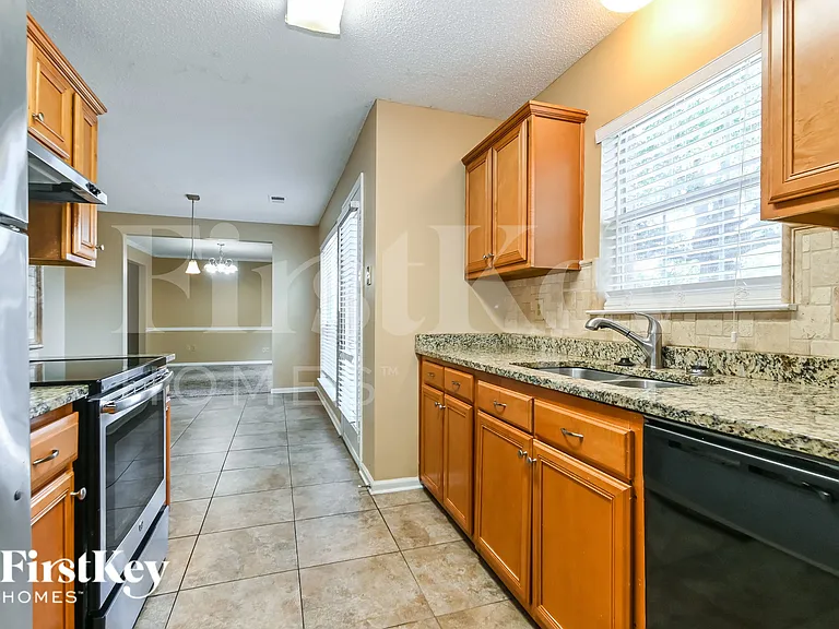 7382 Wendy Way — Photo 7