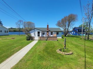 108 Pembroke Rd, Yarmouth, NS B5A 5H3