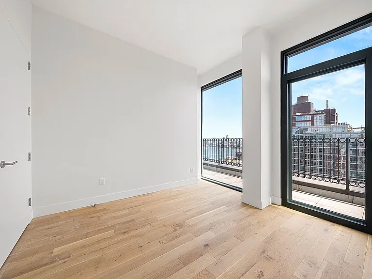 69 Adams St #23E — Photo 5