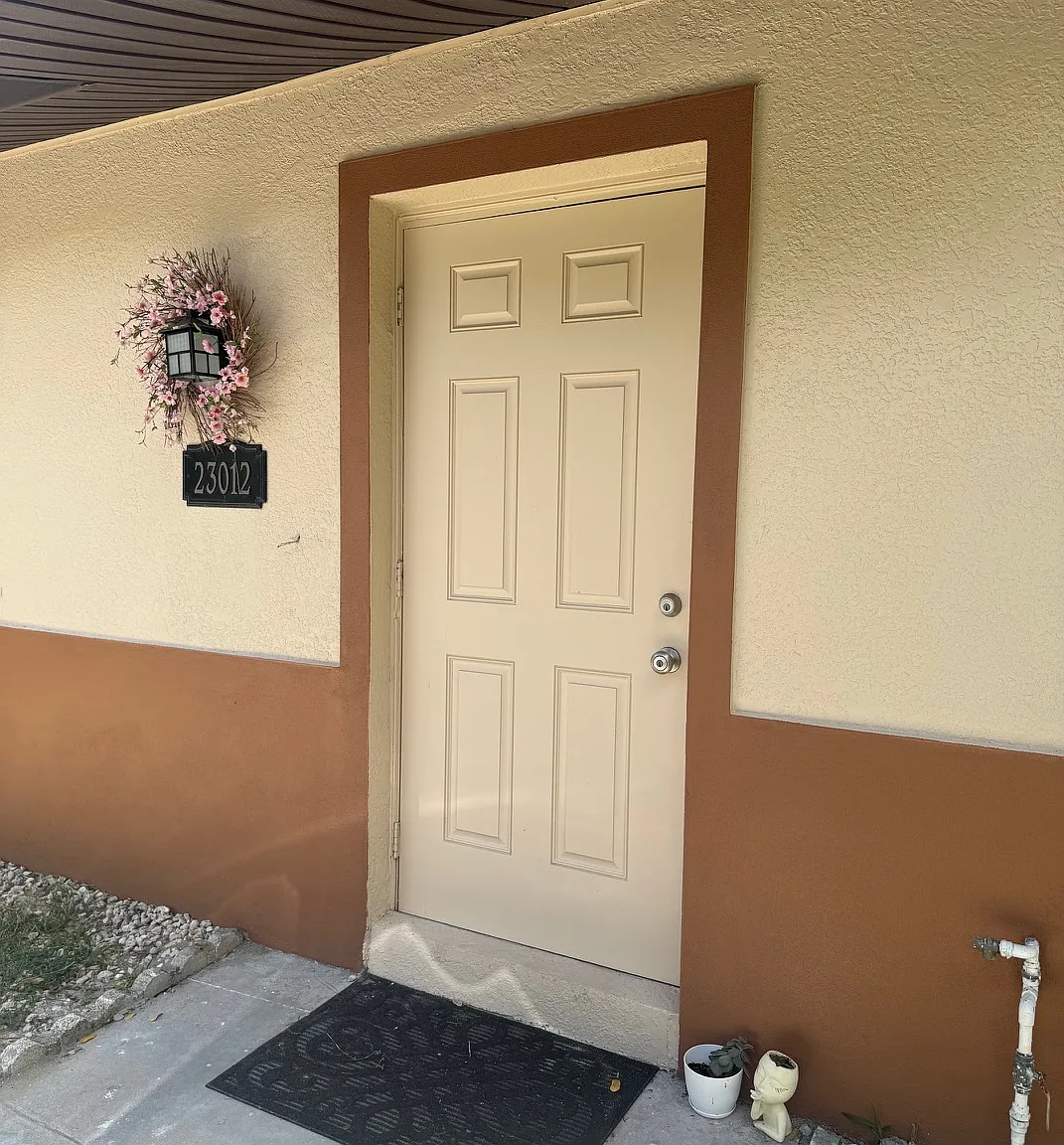 2 bed, 1000 sqft, $1,500 — Photo 2