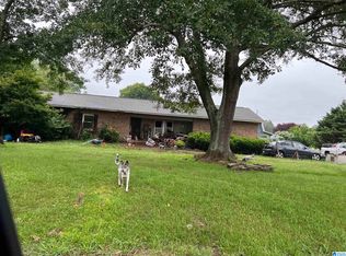 3032 McClain Cir, Gadsden, AL 35903