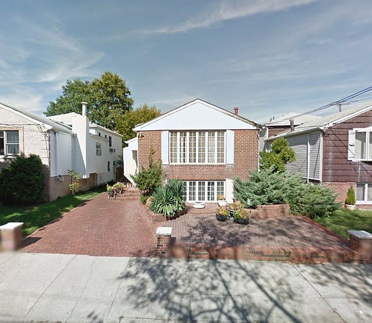 1st image of 2606 E 64th St