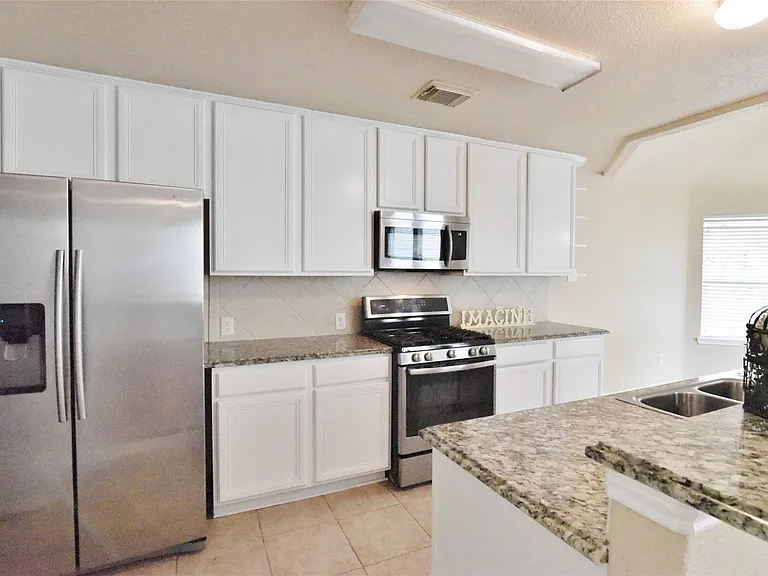 1210 Ivory Meadow Ln — Photo 12