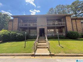 3101 Lorna Rd