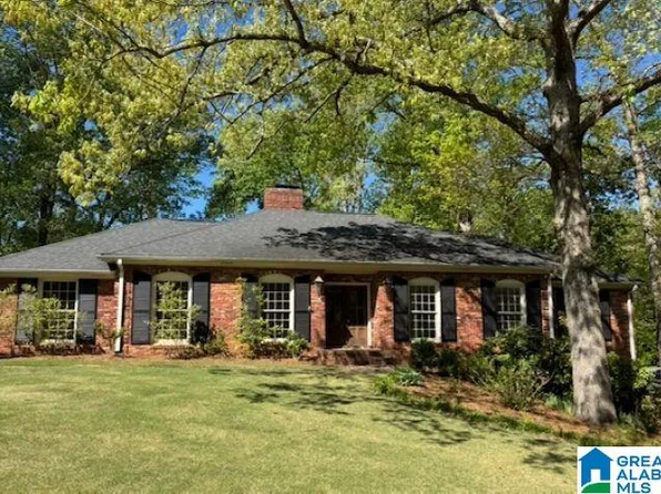 3125 Warrington Rd, Mountain Brook, AL 35223