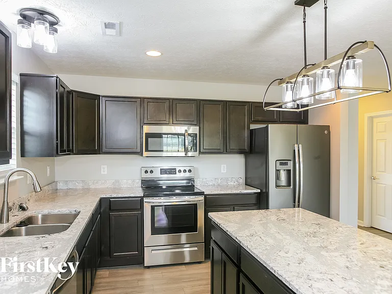 5846 Wintersweet Ln — Photo 5