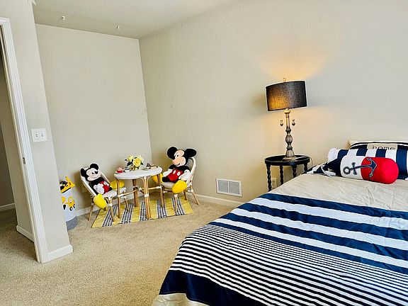 4th image of 103 Yorkminster Ln Unit 3