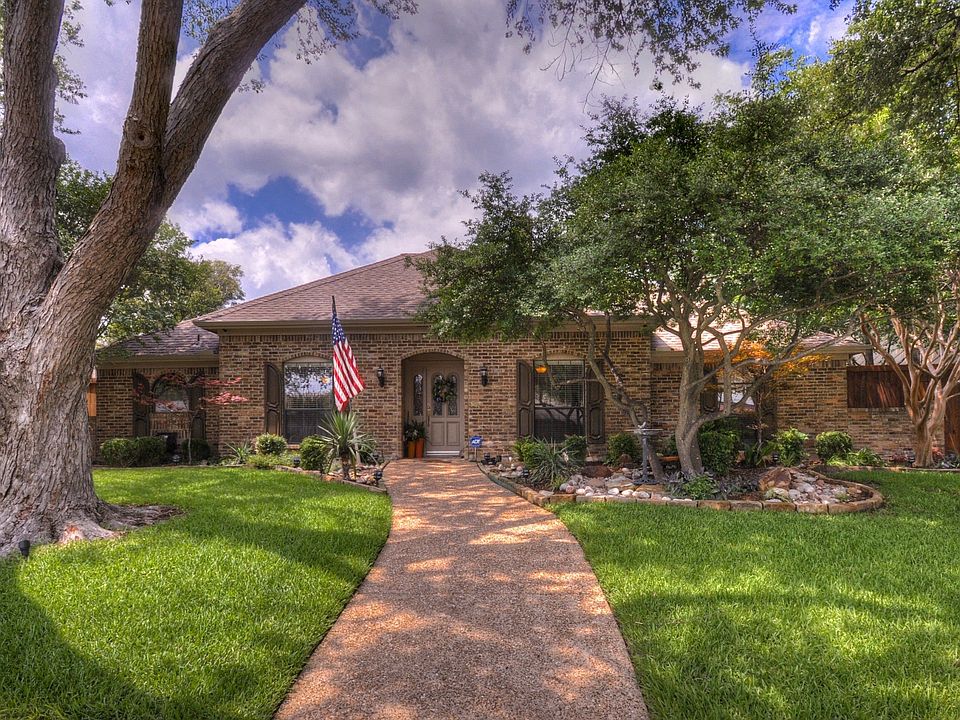 1st image of 3609 Whiffletree Dr