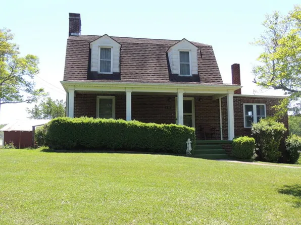 226 W Main St, Independence, VA 24348