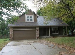 1008 SW Eastman St, Blue Springs, MO 64015