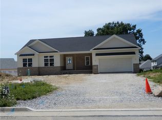 211 Cherry Rdg #33, Tallmadge, OH 44278