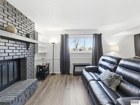 5th image of 11524 Sahler St