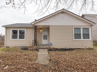 421 N Ridge Ave, Liberty, MO 64068