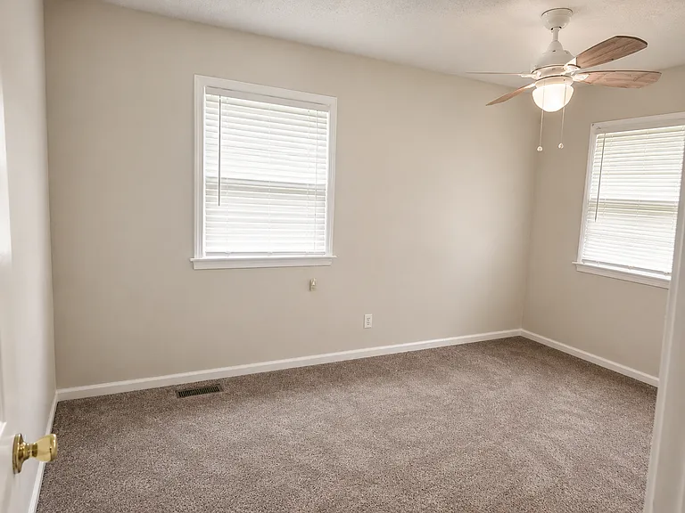 281 Michaels Quarry Rd — Photo 10