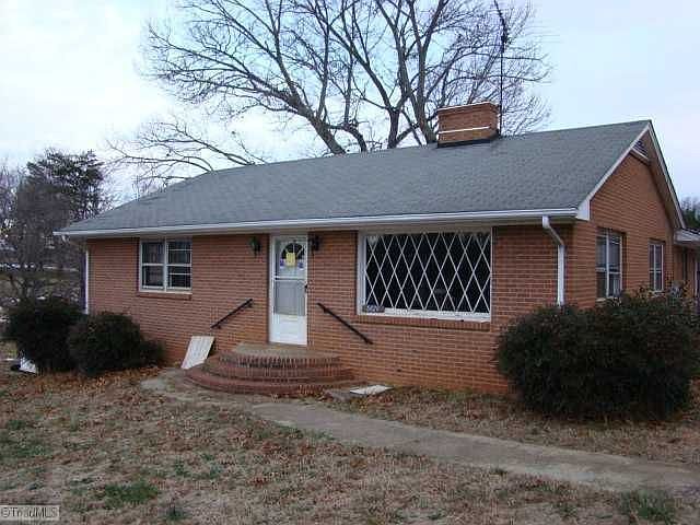 2nd image of 8620 McGuire Rd