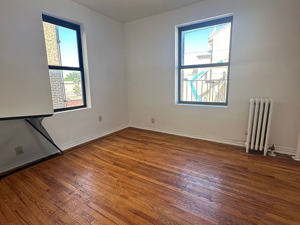 2nd image of 1075 Edison Ave #2A