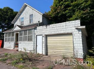 509 5th St, Calumet, MI 49913