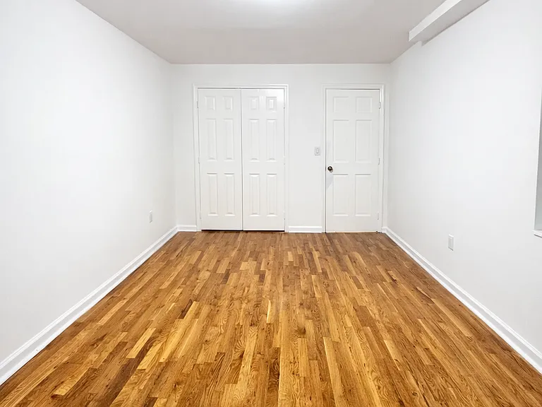 879 Elsmere Pl #2 — Photo 2