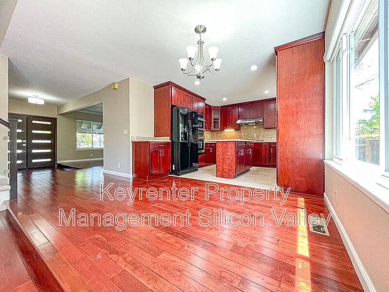 6701 Tannahill Dr — Photo 10