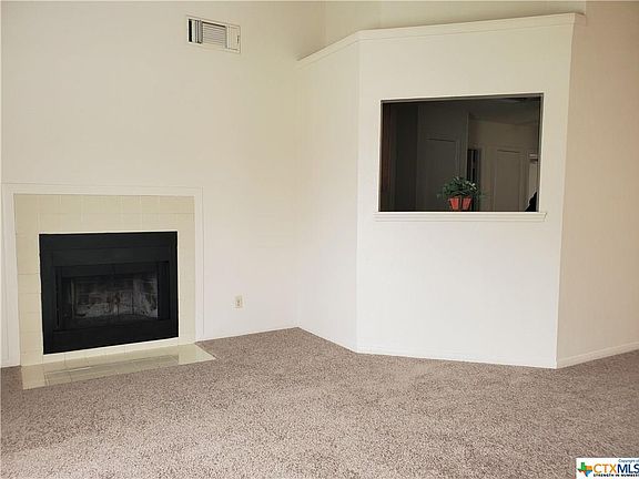 4th image of 1711 West Ln