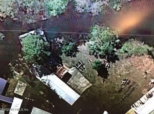 222 Camellia Dr, Satsuma, FL 32189