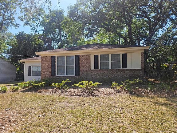 2nd image of 1232 Winifred Dr