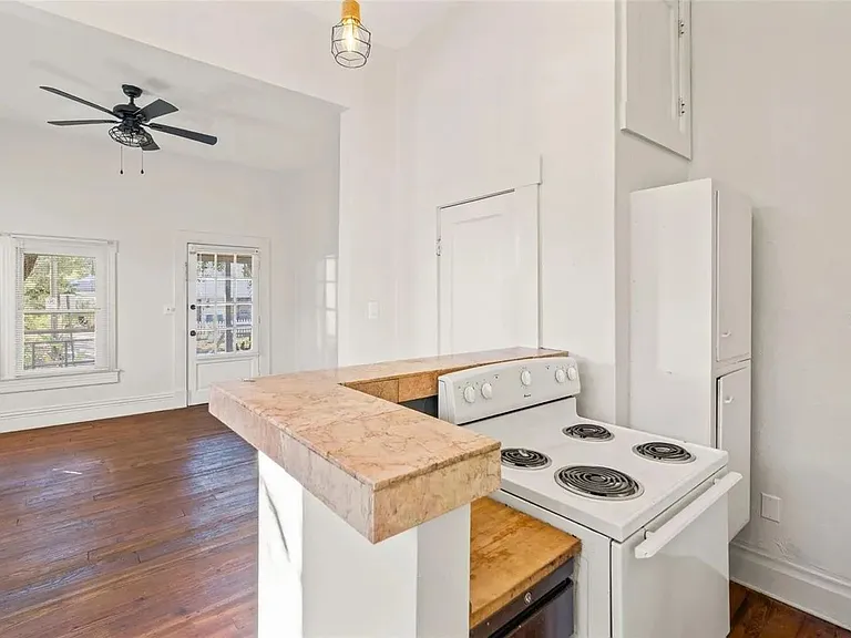 2913 N Central Ave — Photo 7