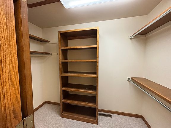 3rd image of 3210 Silverwood Dr